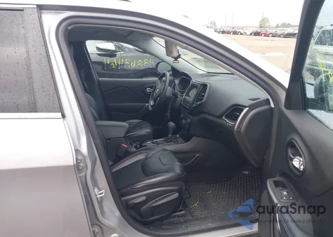 2019 Jeep Cherokee Latitude Plus 4X4 from USA, damaged, VIN 1C4PJMLB4KD232287